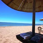Jolie Maison D'angle, Pour 4 Couchages, Terrasse, Piscine Commune A 400m De Lrjp134 * Portiragnes