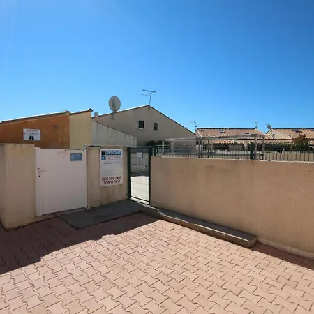 Jolie Maison D'angle, Pour 4 Couchages, Terrasse, Piscine Commune A 400m De Lrjp134 * Portiragnes